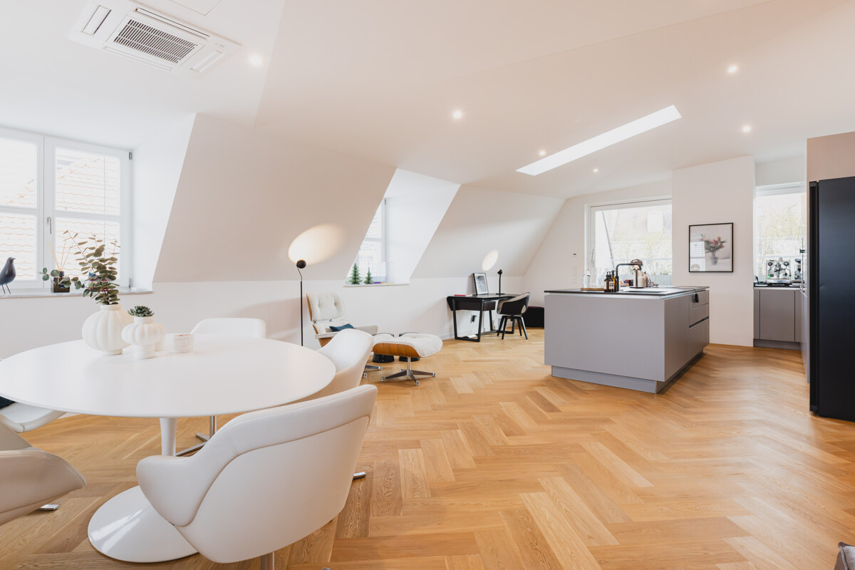 MÜNCHNER KINDL in Bestlage