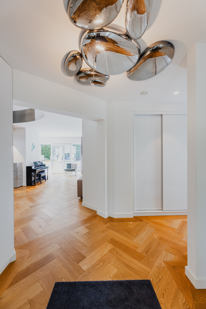 Familienleben in einer LUXUSVILLA unweit der Isarauen