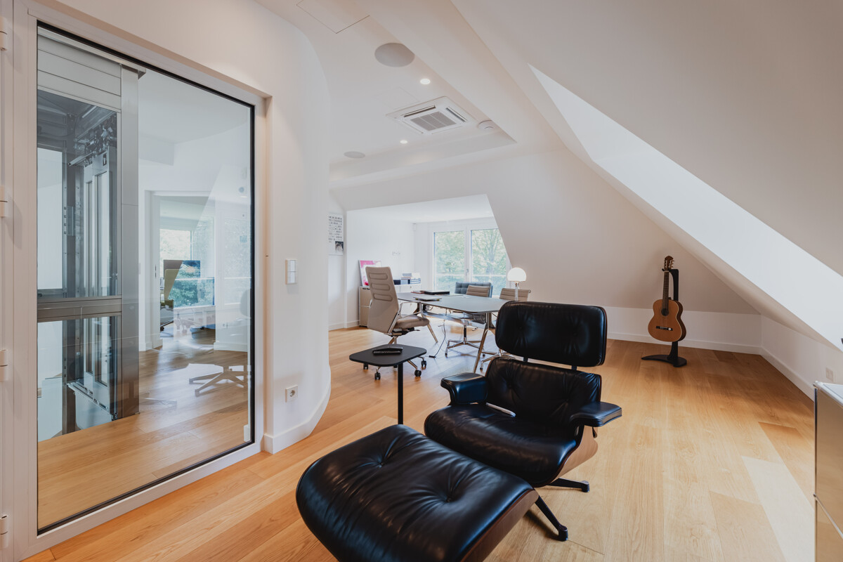 Familienleben in einer LUXUSVILLA unweit der Isarauen