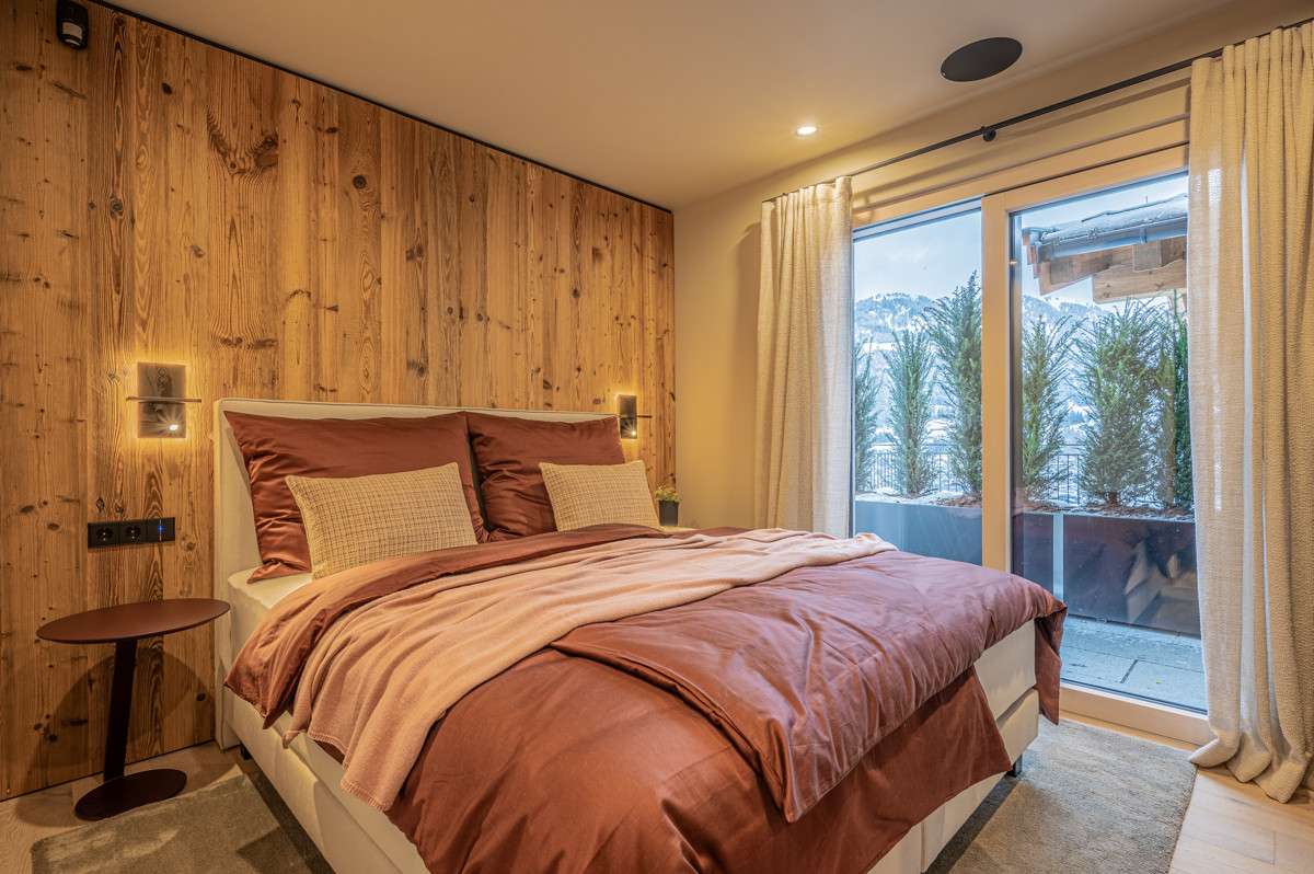 CHALET ASTEN: LUXURIÖSES CHALET AM LEGENDÄREN HAHNENKAMM IN KITZBÜHEL