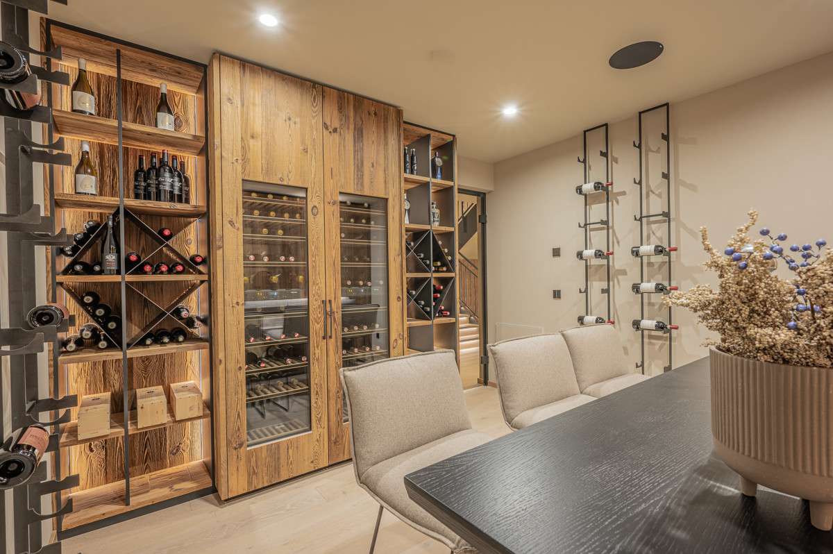 CHALET ASTEN: LUXURIÖSES CHALET AM LEGENDÄREN HAHNENKAMM IN KITZBÜHEL