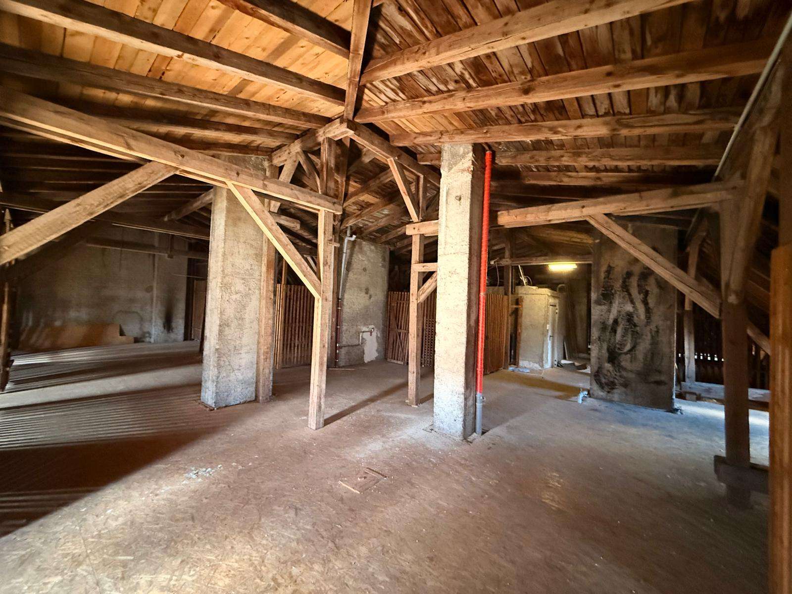 HERRSCHAFTLICHER Altbau NEU GEDACHT und genehmigt