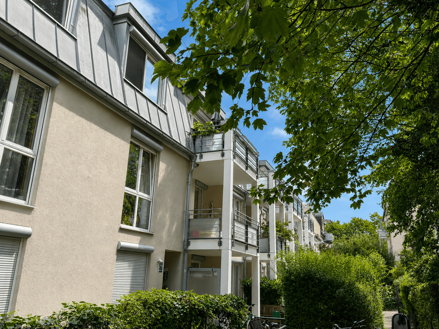 STADTLIEBE trifft RUHE – Wohnen mit Balkon in SCHWABING