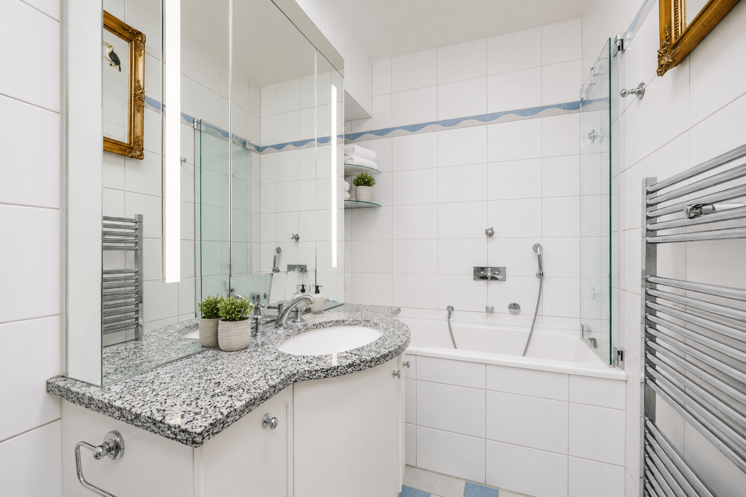STADTLIEBE trifft RUHE – Wohnen mit Balkon in SCHWABING