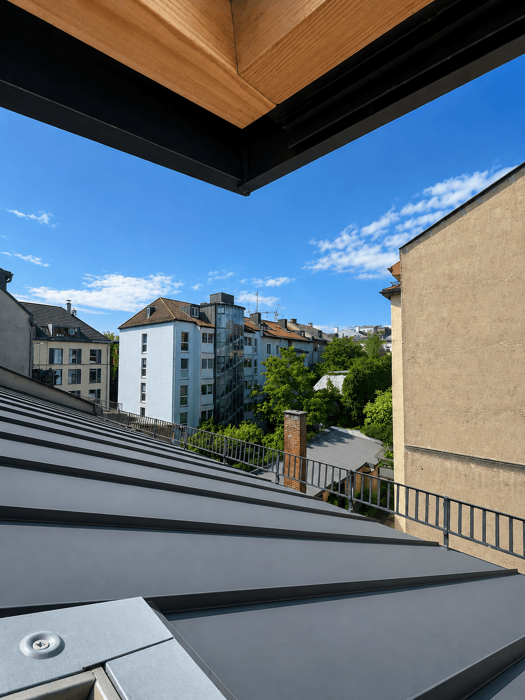 STILVOLL SANIERTES & MÖBLIERTES Apartmenthaus AUS DEM JAHR 1874